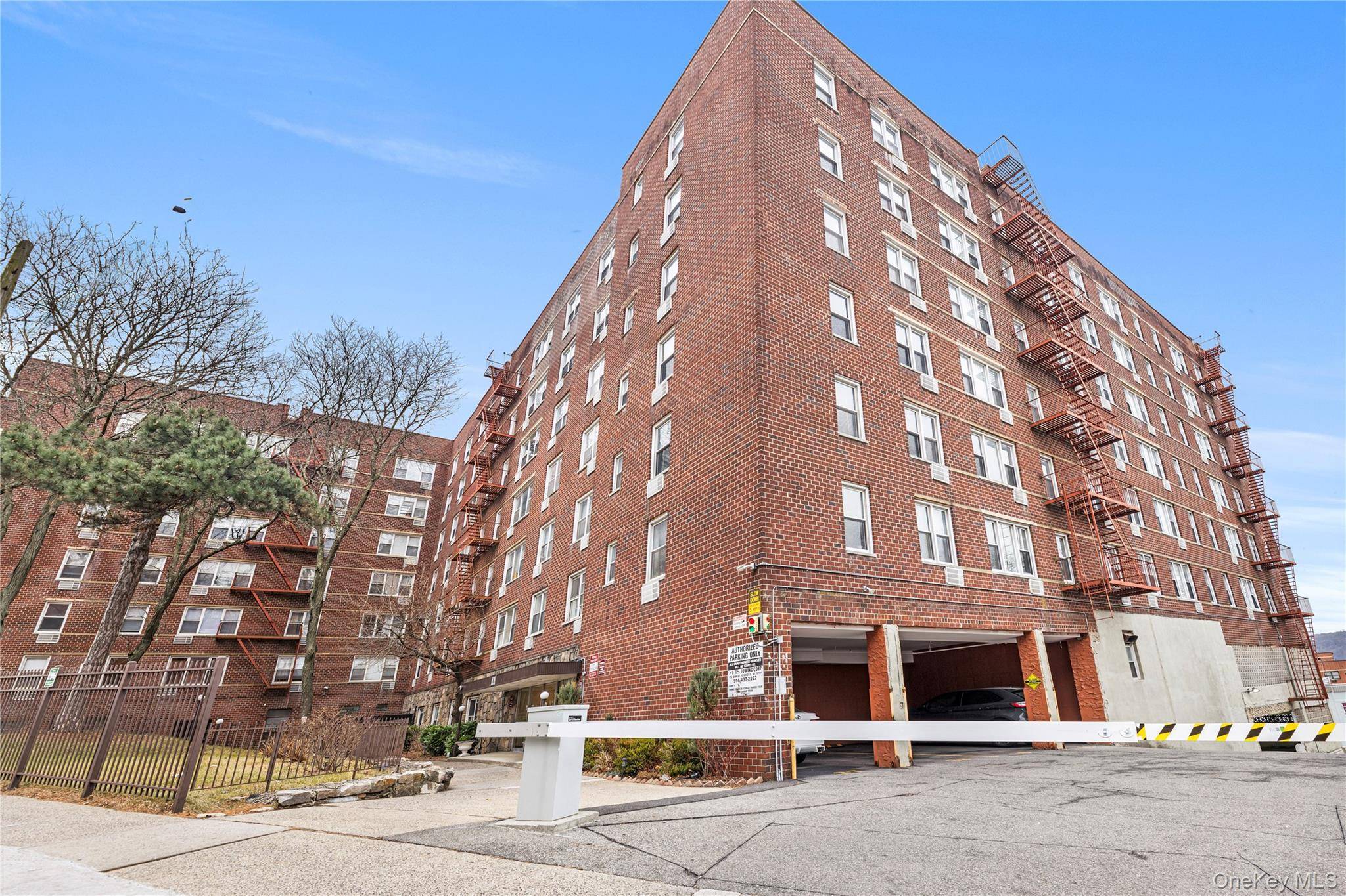 101 Highland AVE #4R, Yonkers, NY 10705