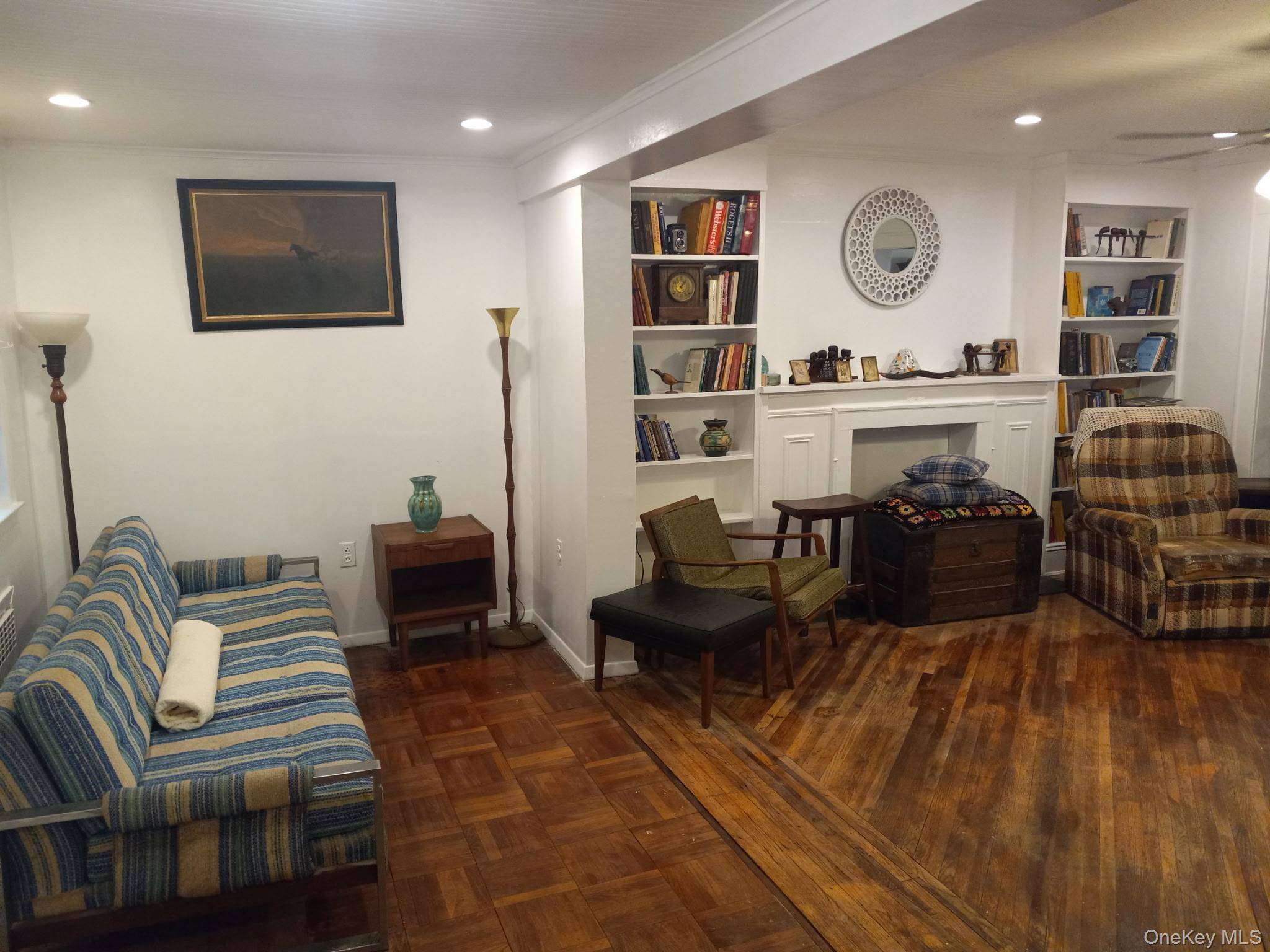 9322 215th ST, Queens Village, NY 11428