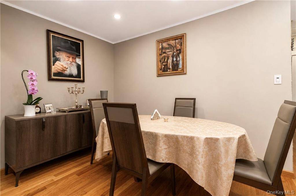 711 Montauk CT #2H, Brooklyn, NY 11235