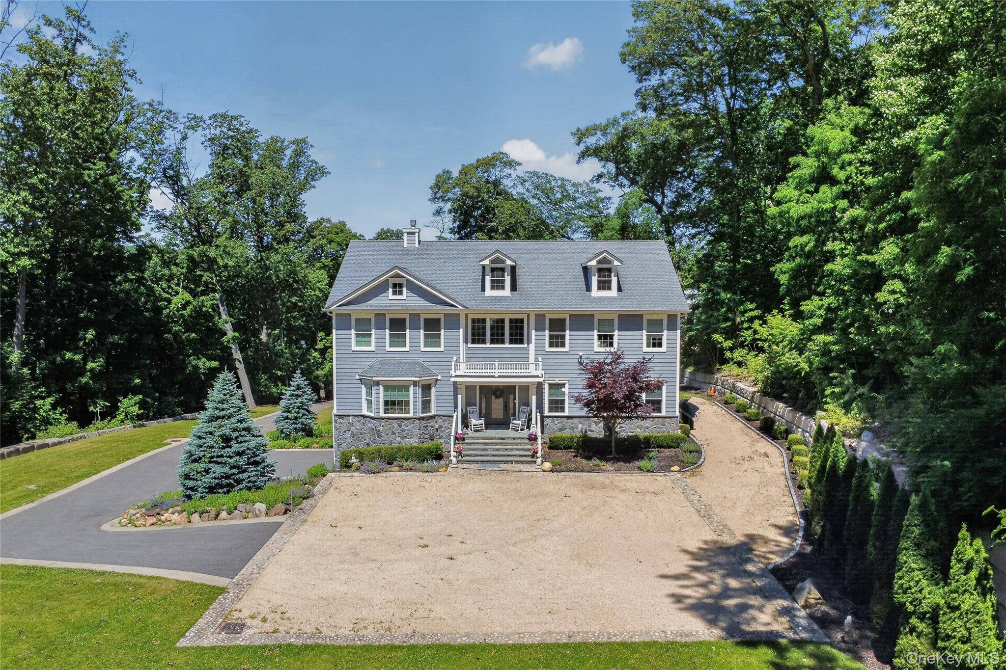 261 Harbor RD, Cold Spring Harbor, NY 11724