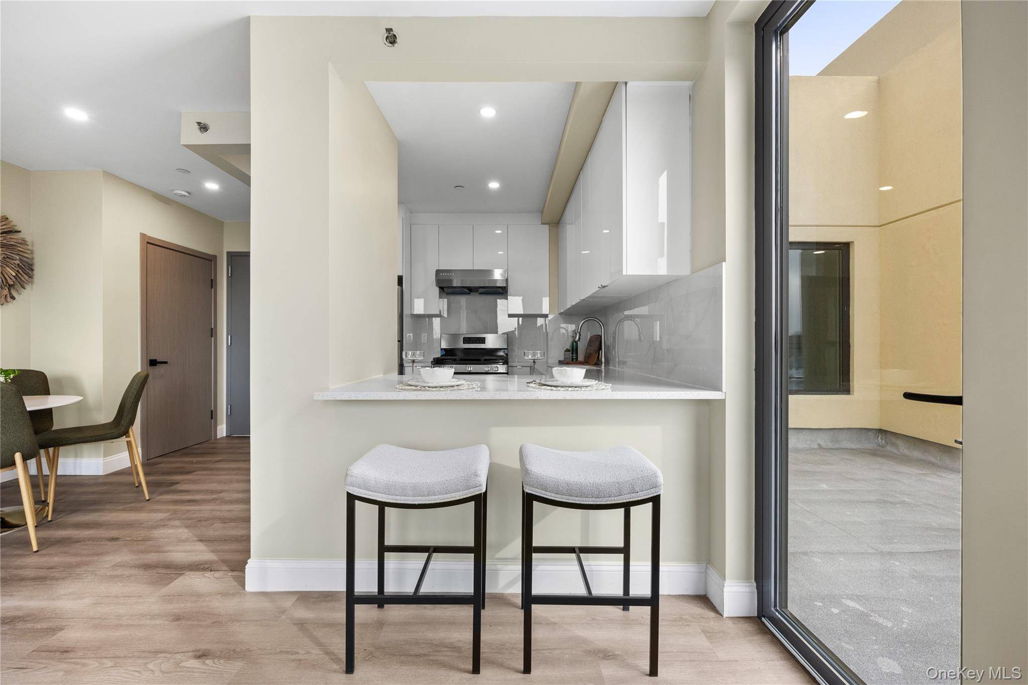163-07 72nd AVE #5A, Fresh Meadows, NY 11365