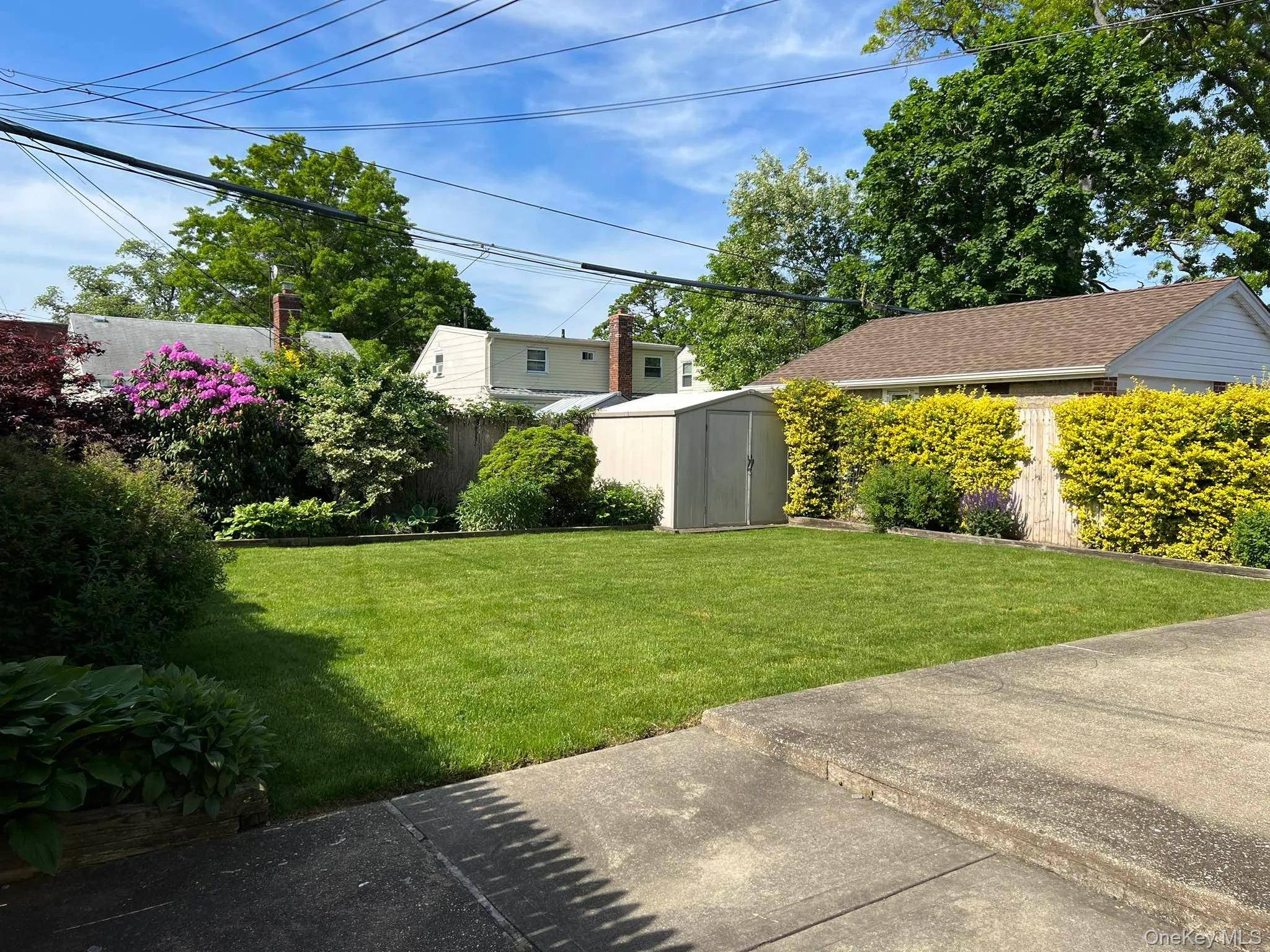 225-20 108th AVE, Queens Village, NY 11429
