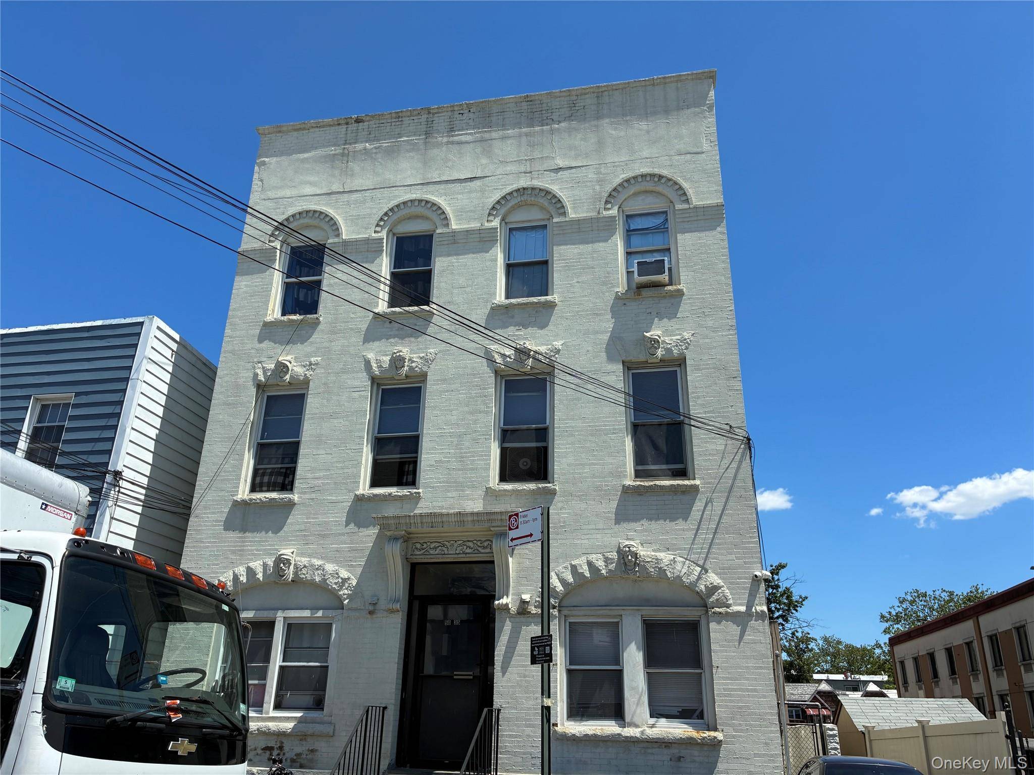 50-35 38th ST, Long Island City, NY 11101