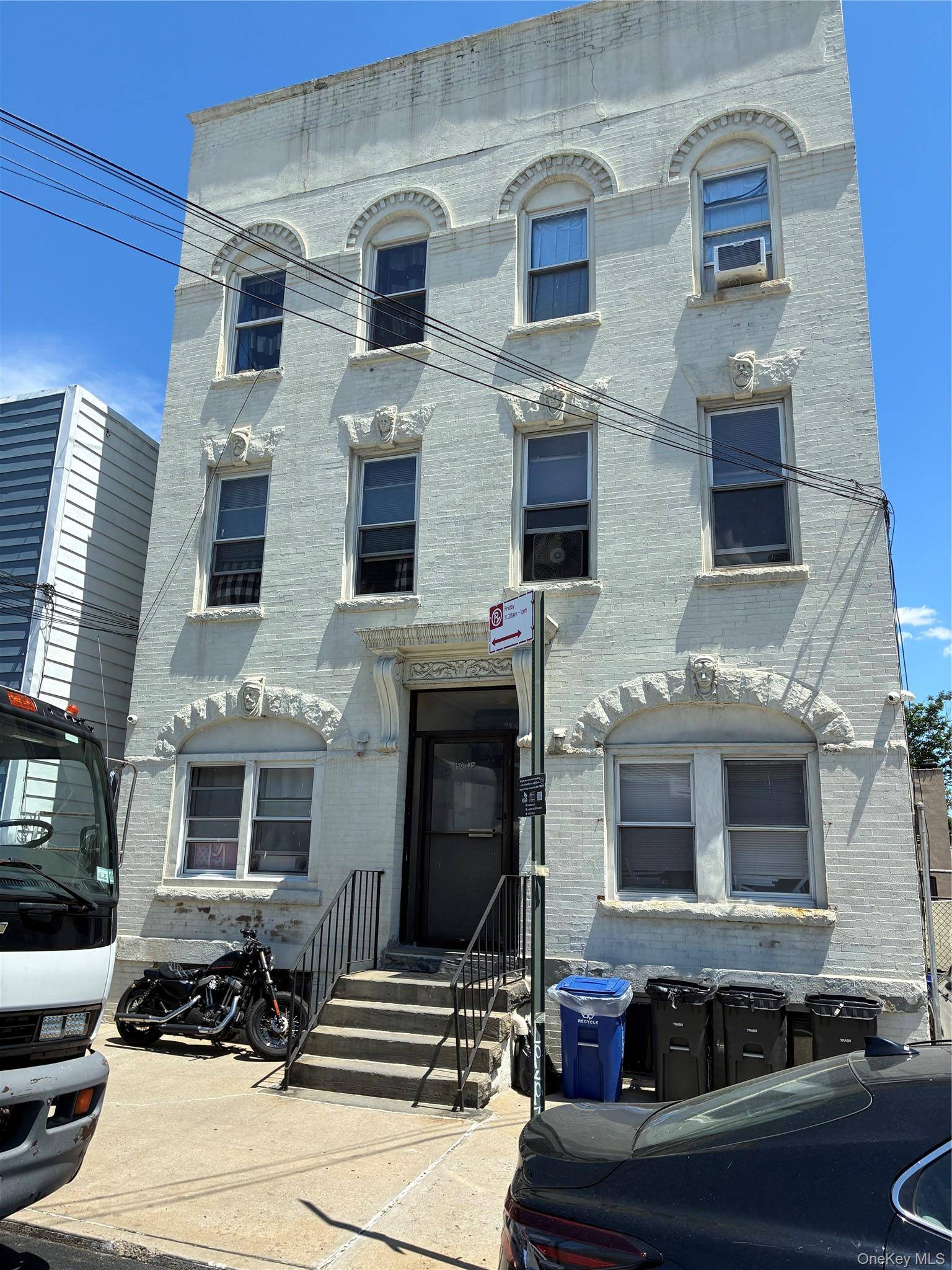 50-35 38th ST, Long Island City, NY 11101