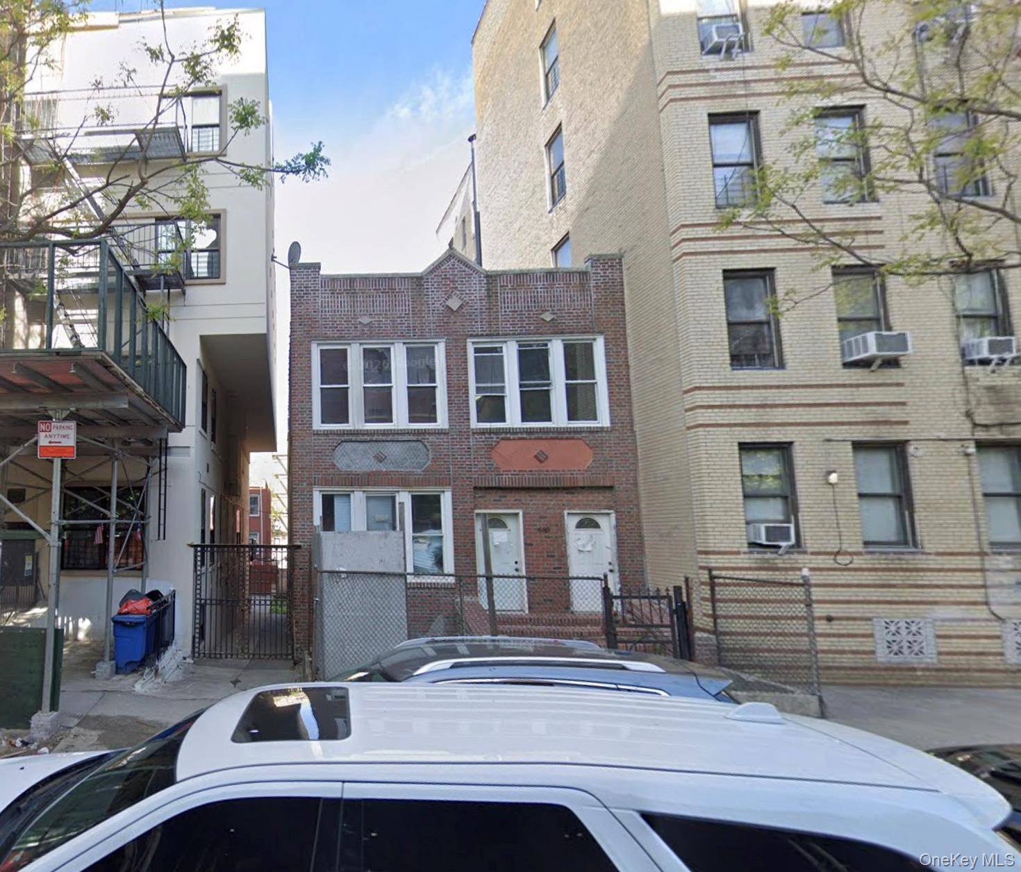 1685 Eastburn AVE, Bronx, NY 10457