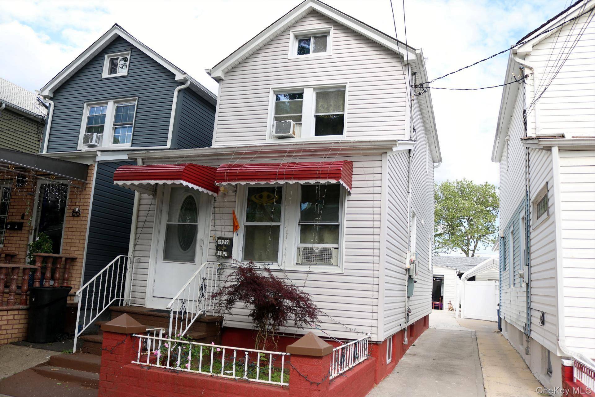 12927 135th PL, South Ozone Park, NY 11420