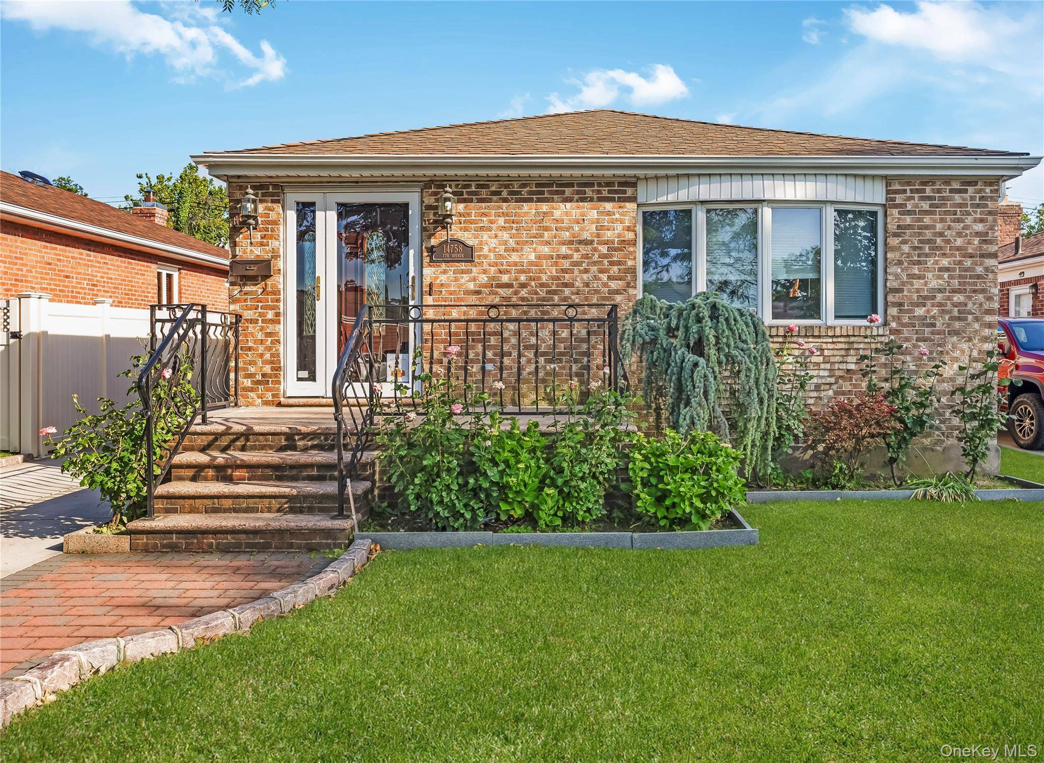 147-58 7th AVE, Whitestone, NY 11357