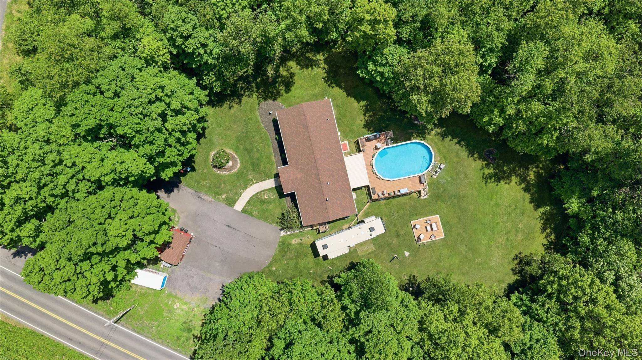 239-241 Fosler RD, Highland, NY 12528