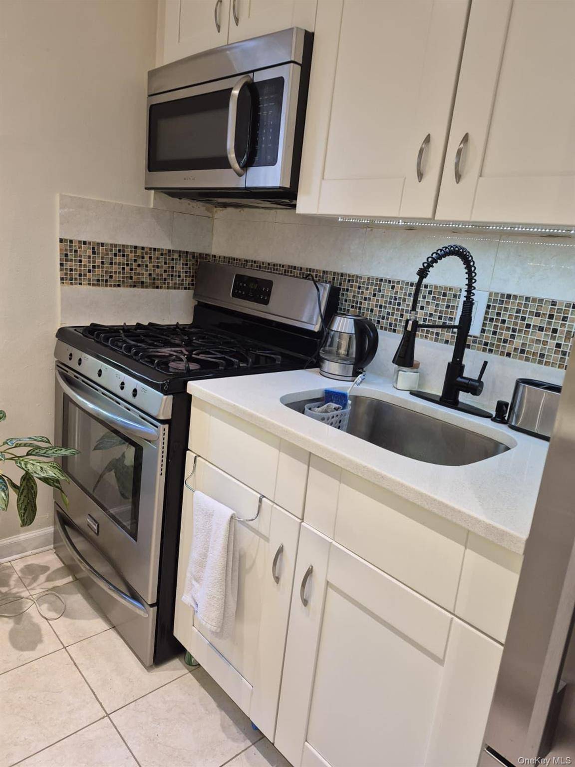 118-66 Metropolitan #5E, Kew Gardens, NY 11415