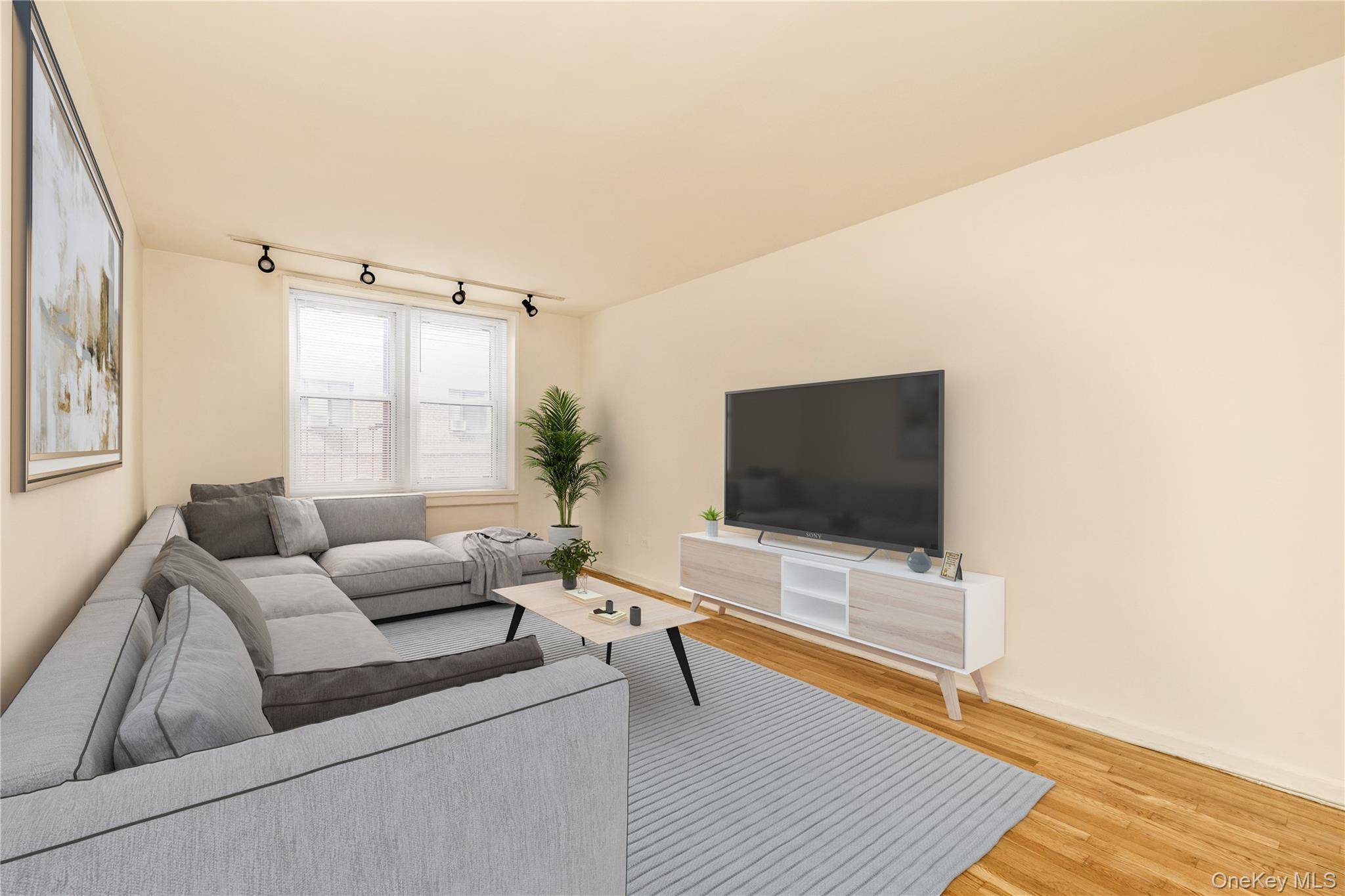 31-85 Crescent Street #2nd, Astoria, NY 11106