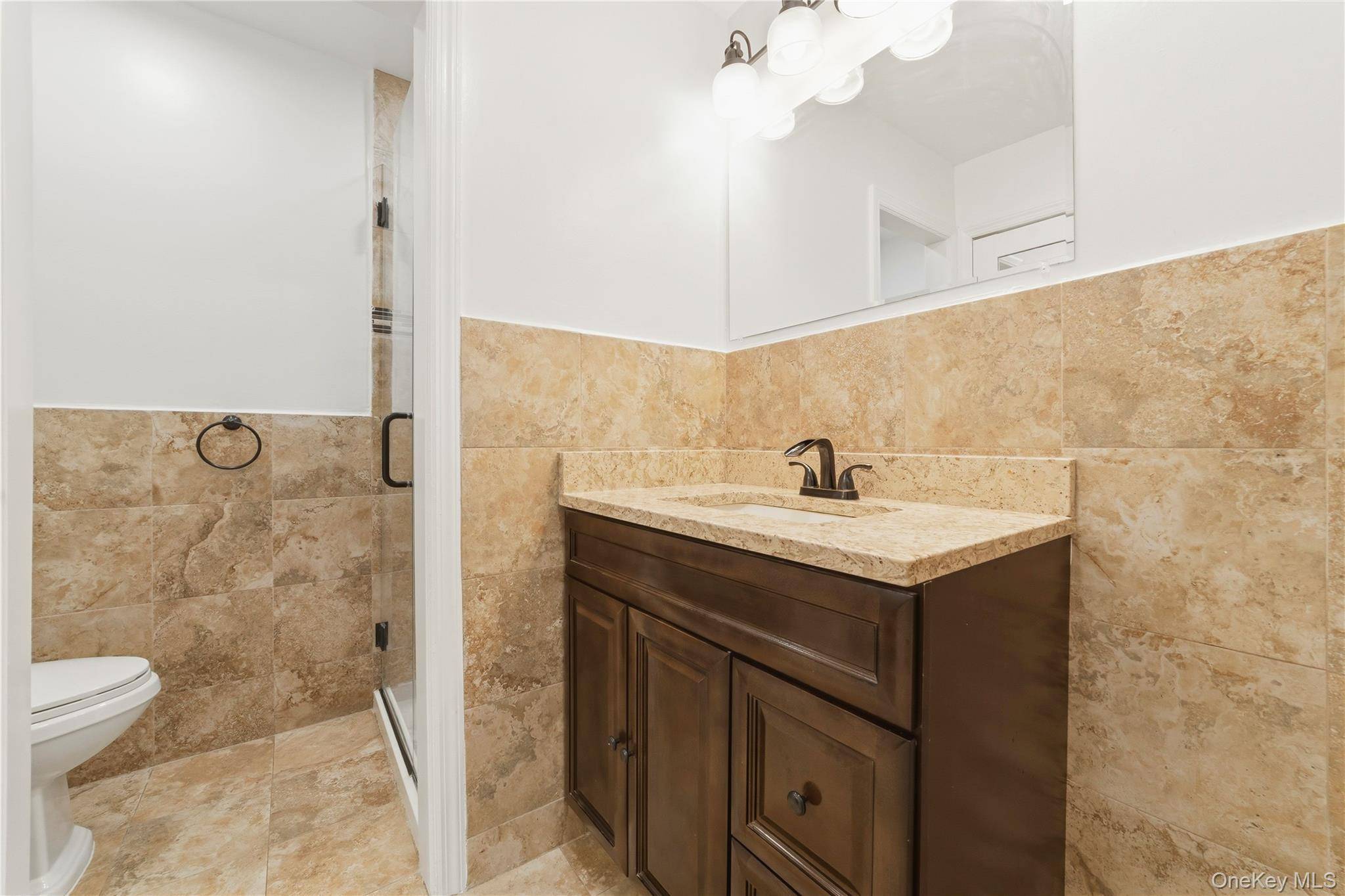 412 Tallwood DR, Hartsdale, NY 10530