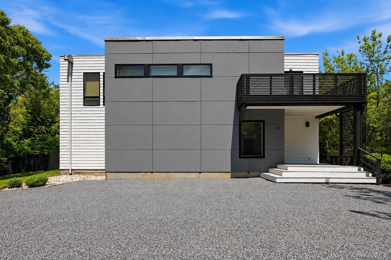 8 Old North HWY #A, Hampton Bays, NY 11946