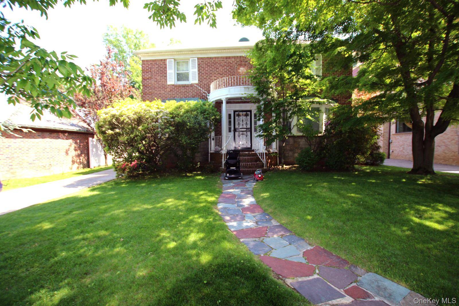18714 Aberdeen RD, Jamaica Estates, NY 11432