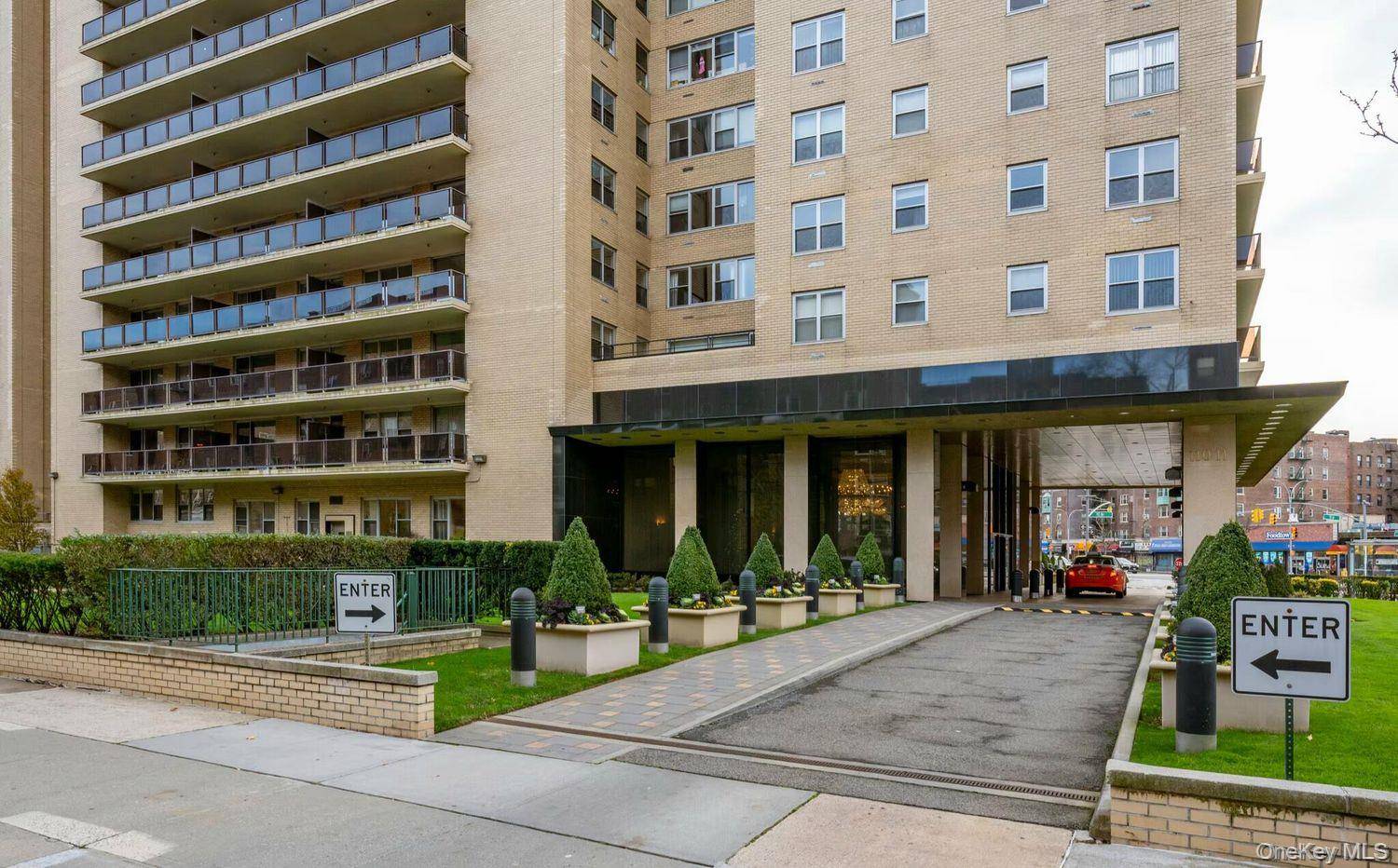 11011 Queens BLVD #3M, Forest Hills, NY 11375