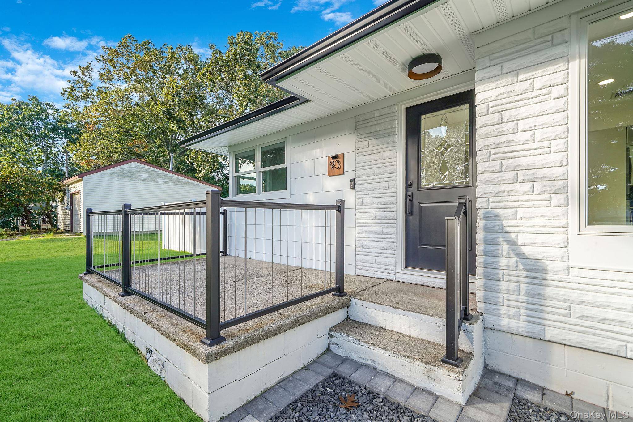 93 Royal AVE, Flanders, NY 11901