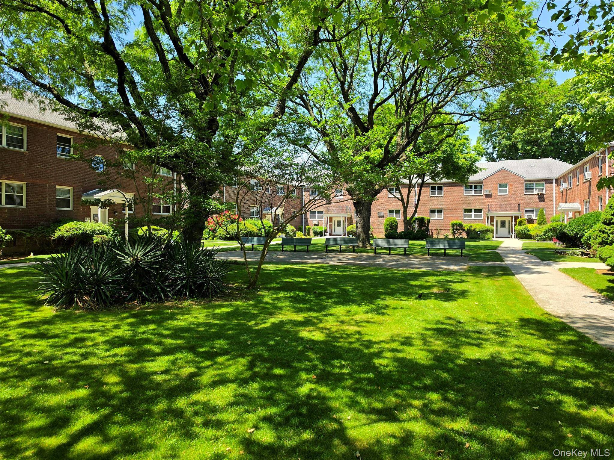 88-27 Shore Parkway #25, Howard Beach, NY 11414