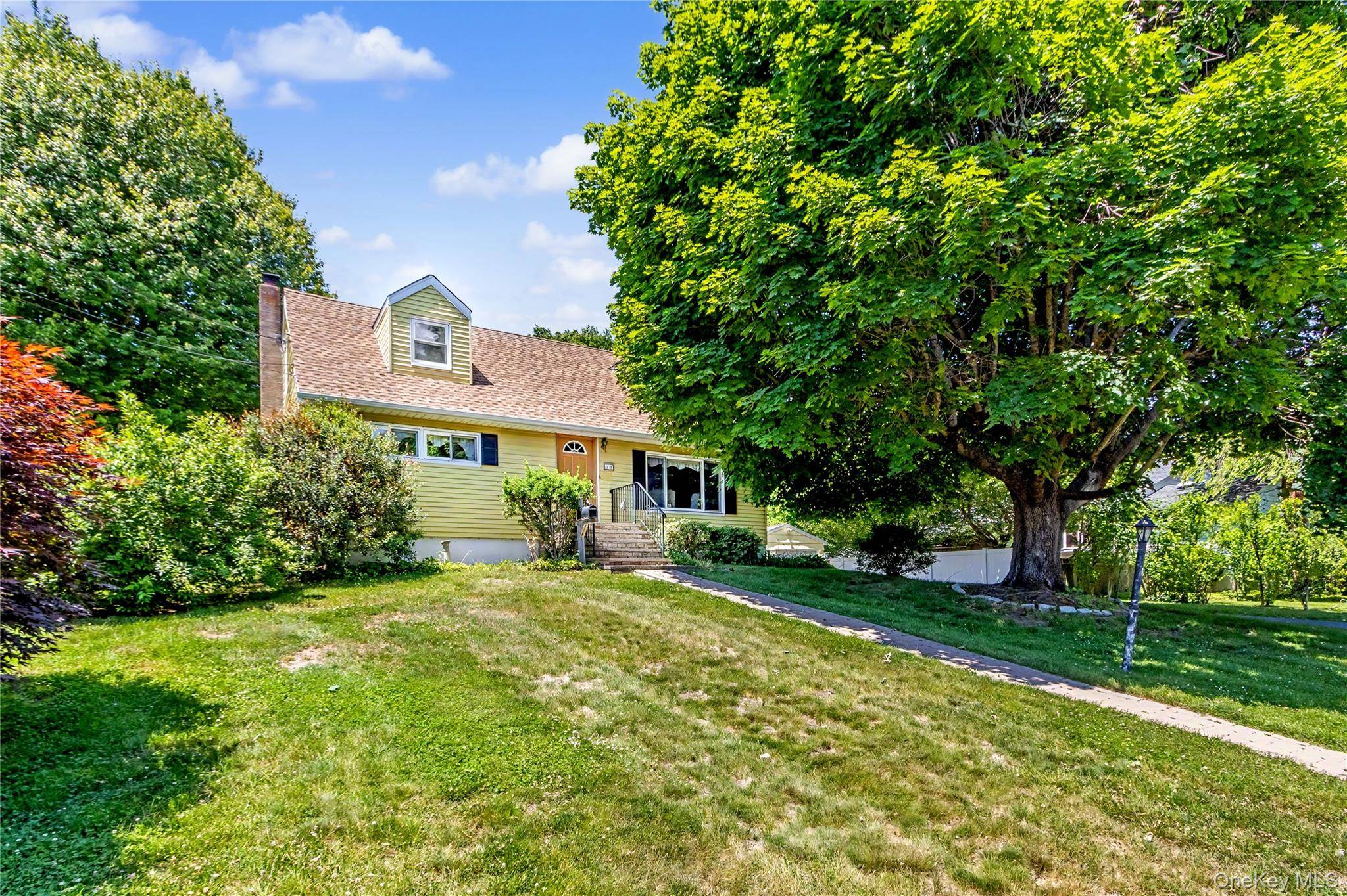 51 Coolidge ST, Blauvelt, NY 10913
