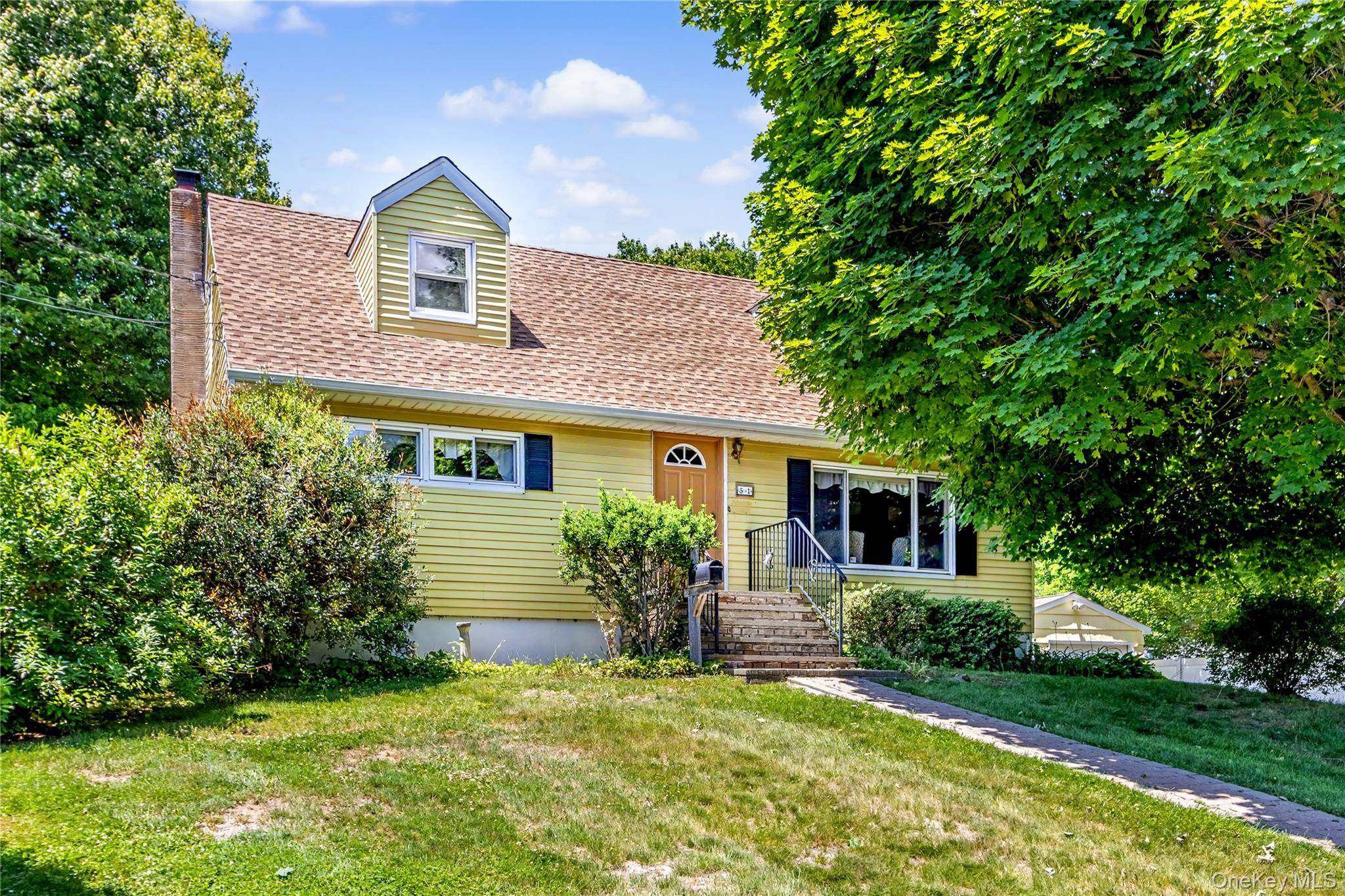 51 Coolidge ST, Blauvelt, NY 10913