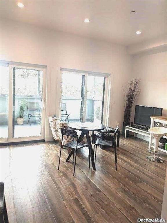 86-30 Grand AVE, Elmhurst, NY 11373