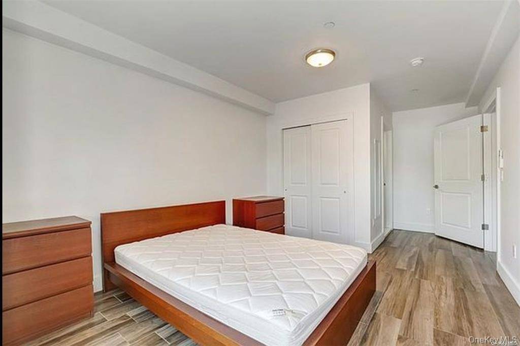 86-30 Grand AVE, Elmhurst, NY 11373