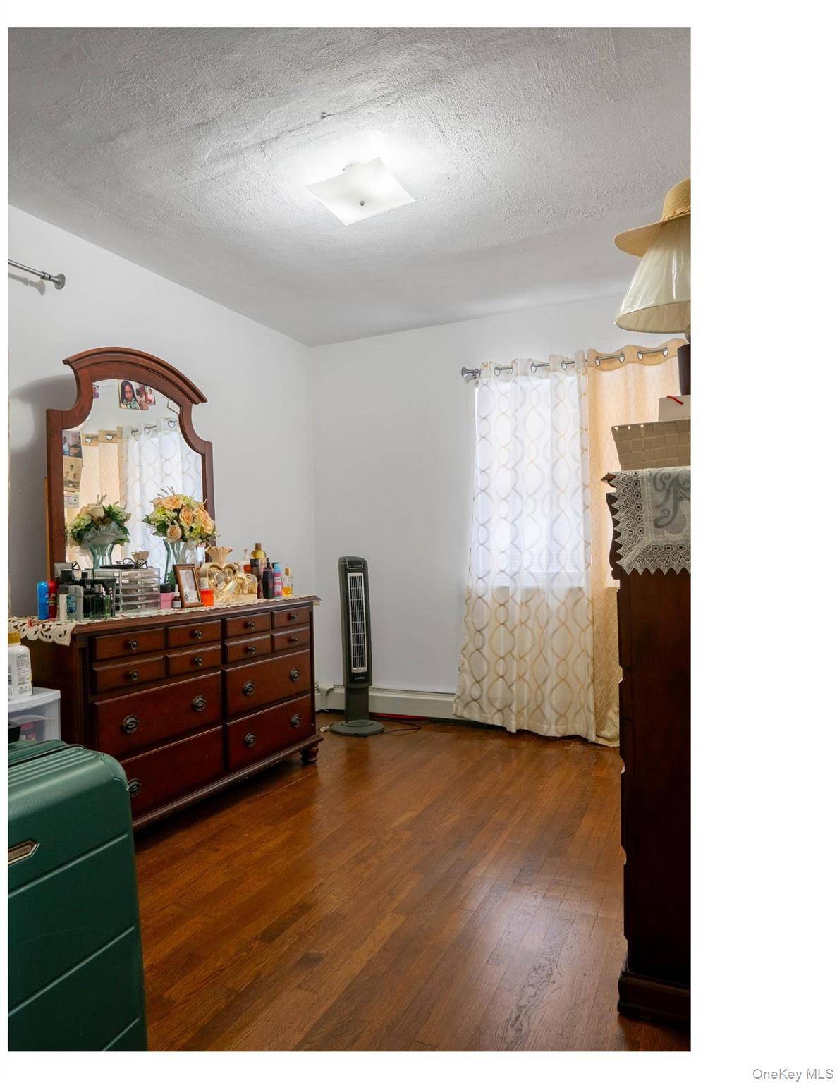 20608 116th AVE, Cambria Heights, NY 11411