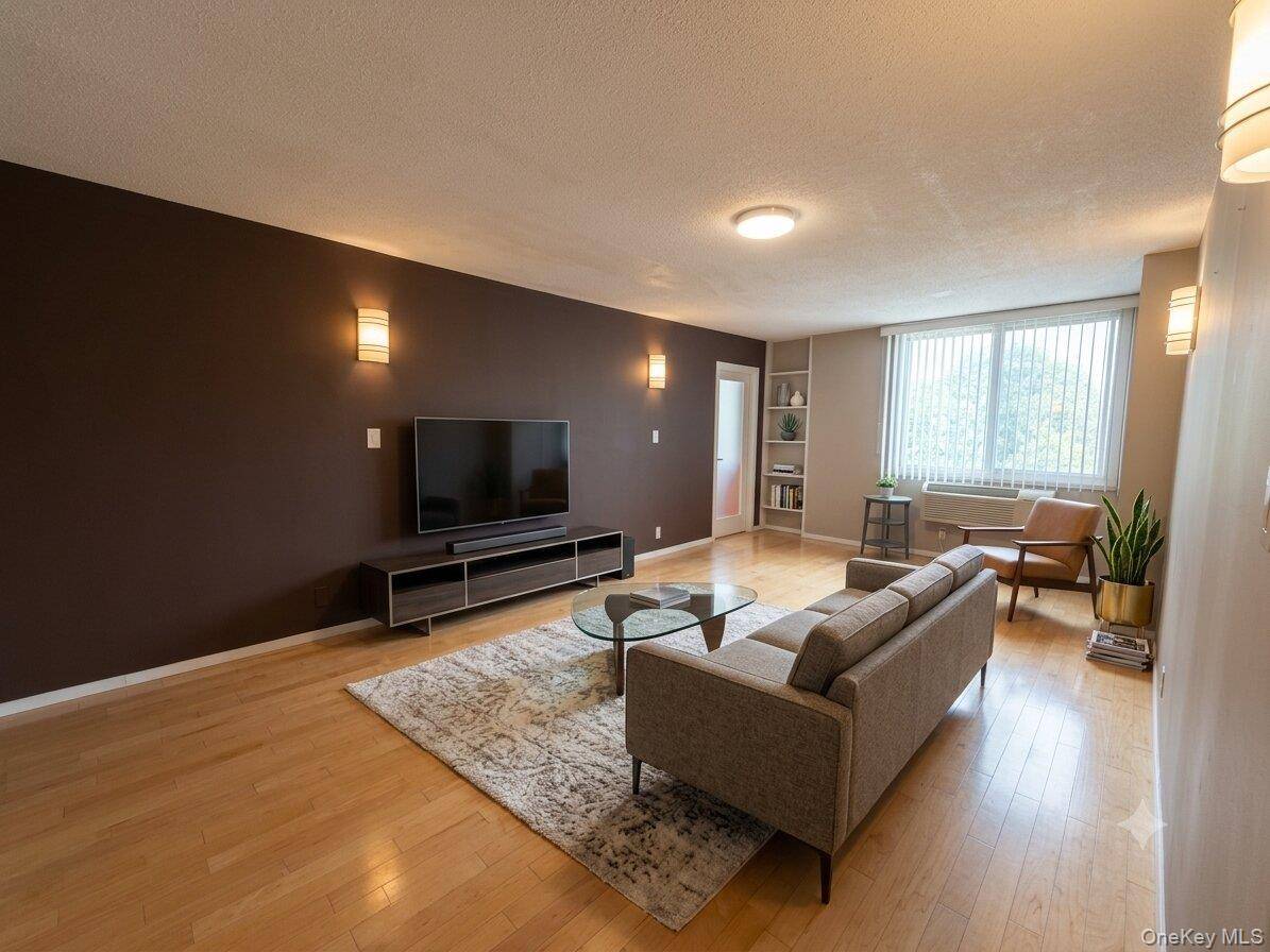 118 18 Union Tpke #Apt #B4, Kew Gardens, NY 11415