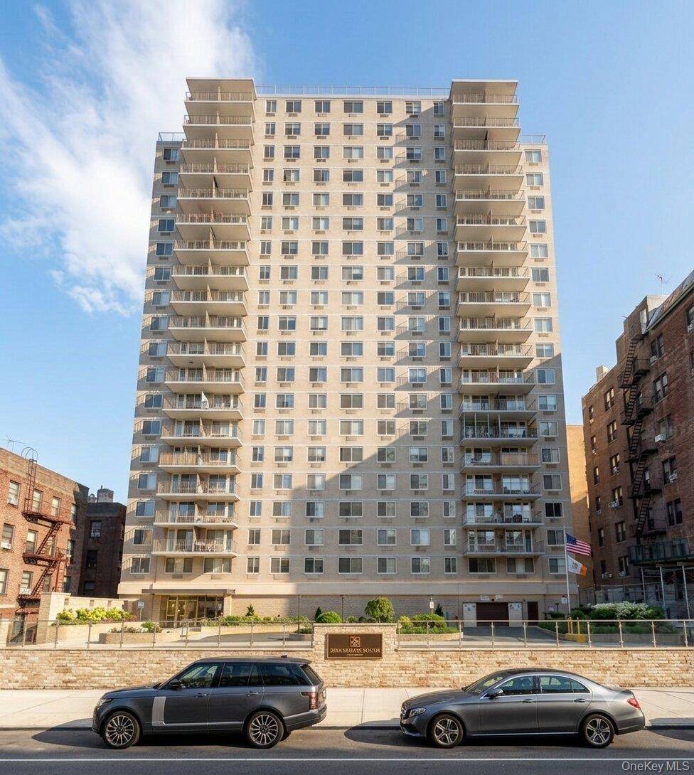 118 18 Union Tpke #Apt #B4, Kew Gardens, NY 11415