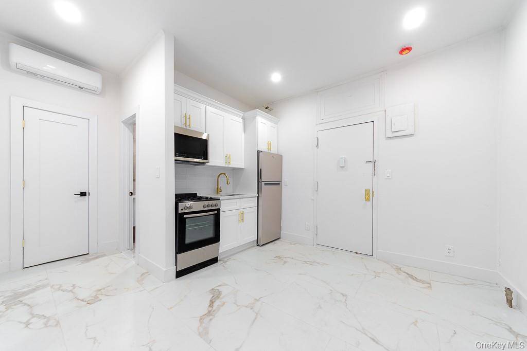 78-84 E Park AVE, Long Beach, NY 11561