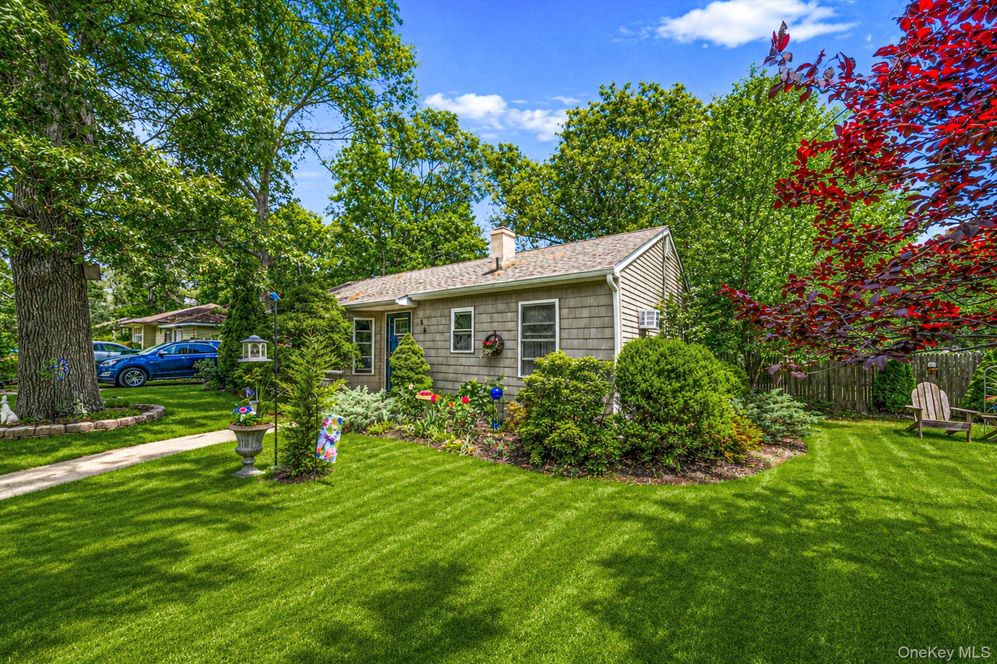58 Royal AVE, Flanders, NY 11901