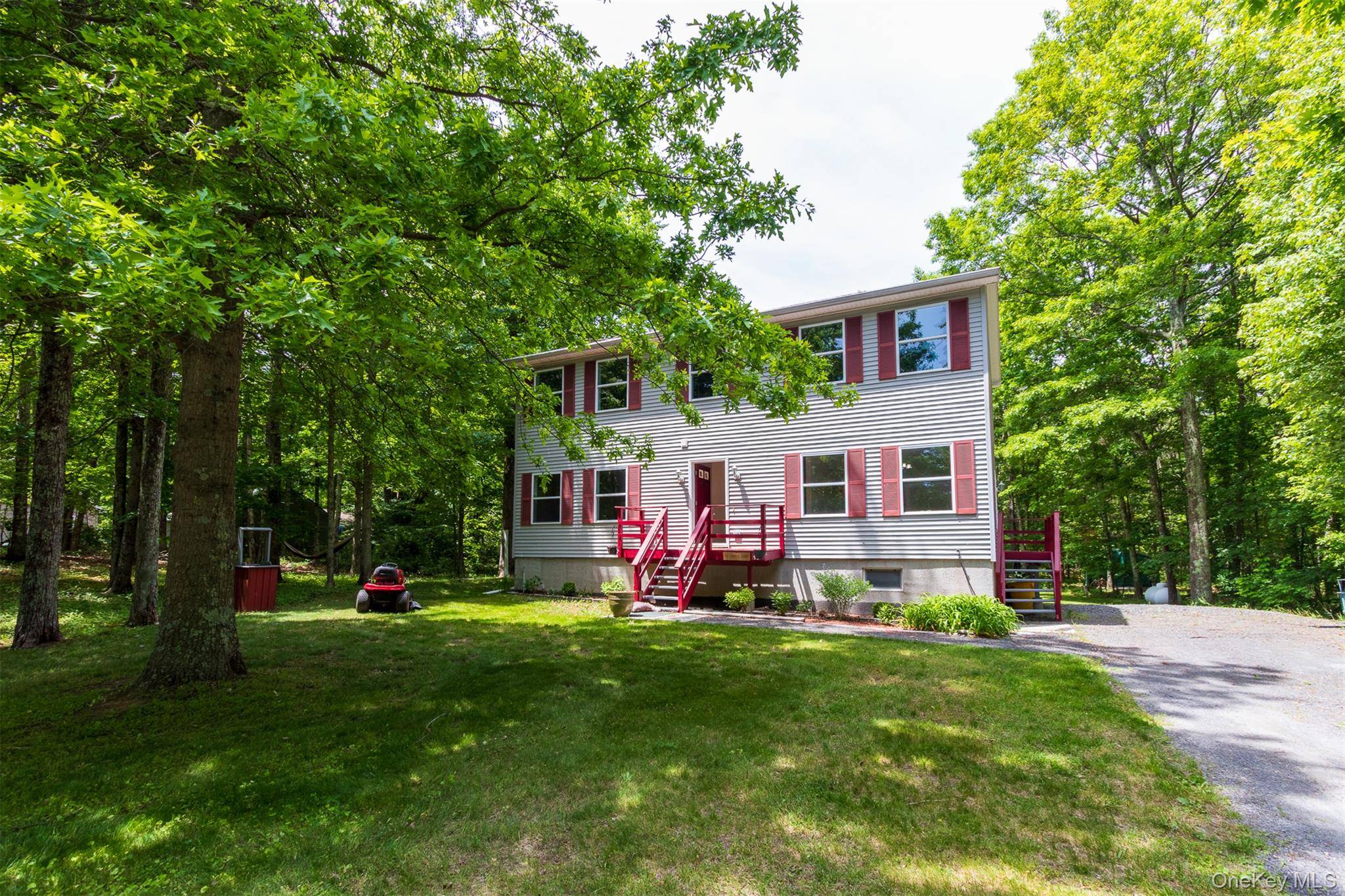 10 Lairds CT, Cairo, NY 12413