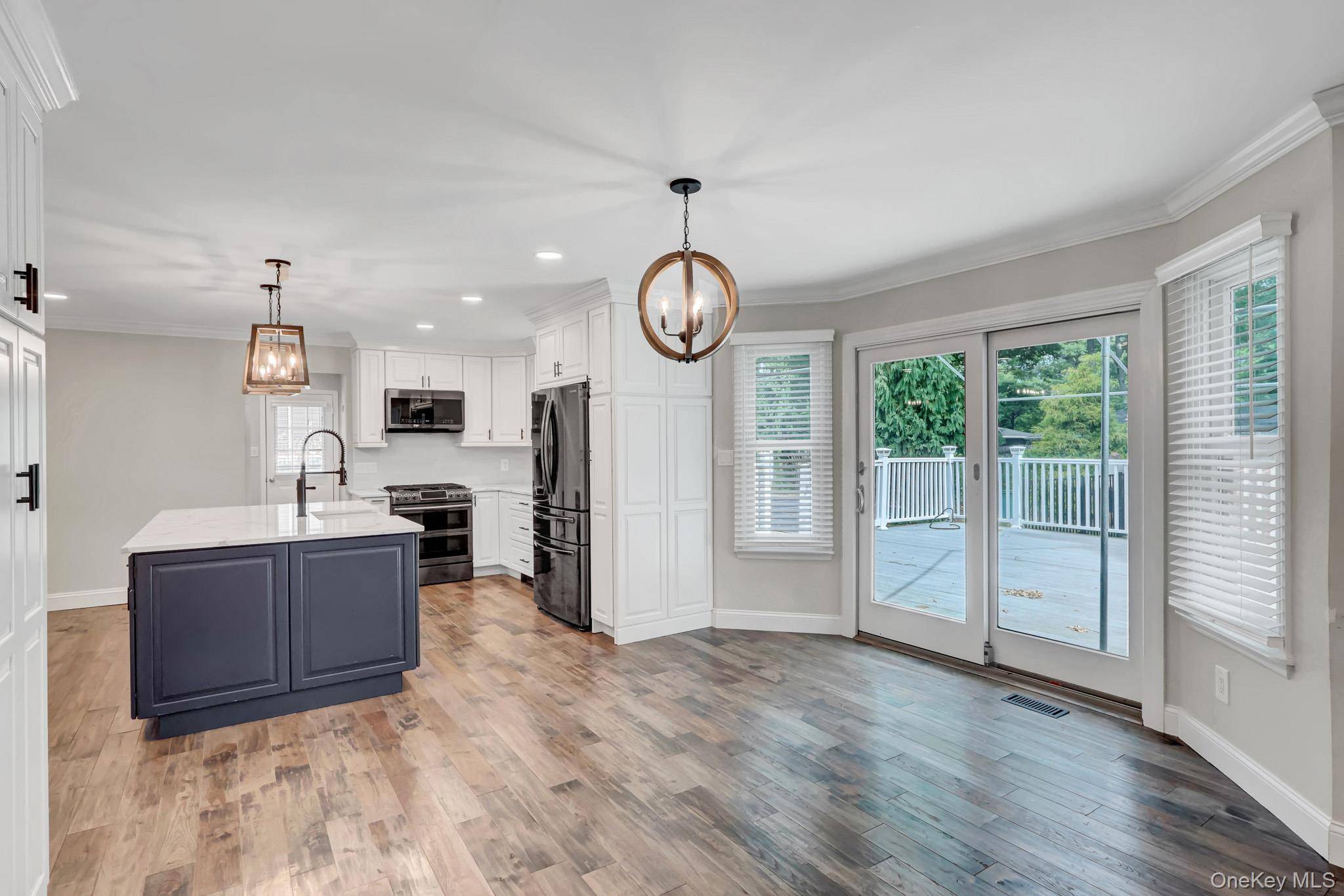 27 4th AVE, Rocky Point, NY 11778