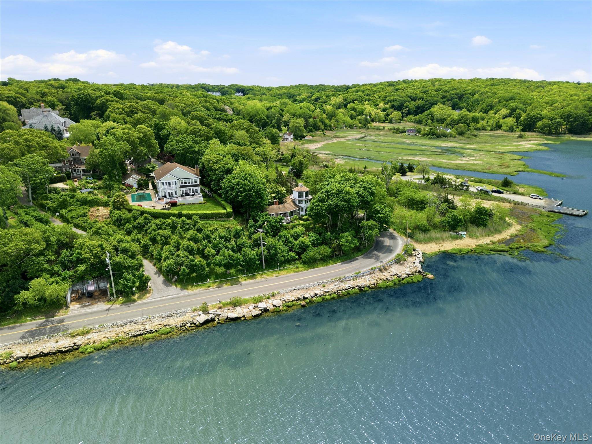 195 Shore RD, Mount Sinai, NY 11766