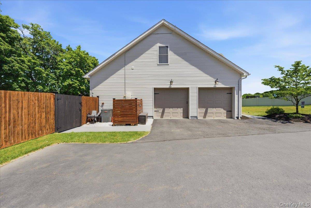 5 Gleneagles CT, Monroe, NY 10950