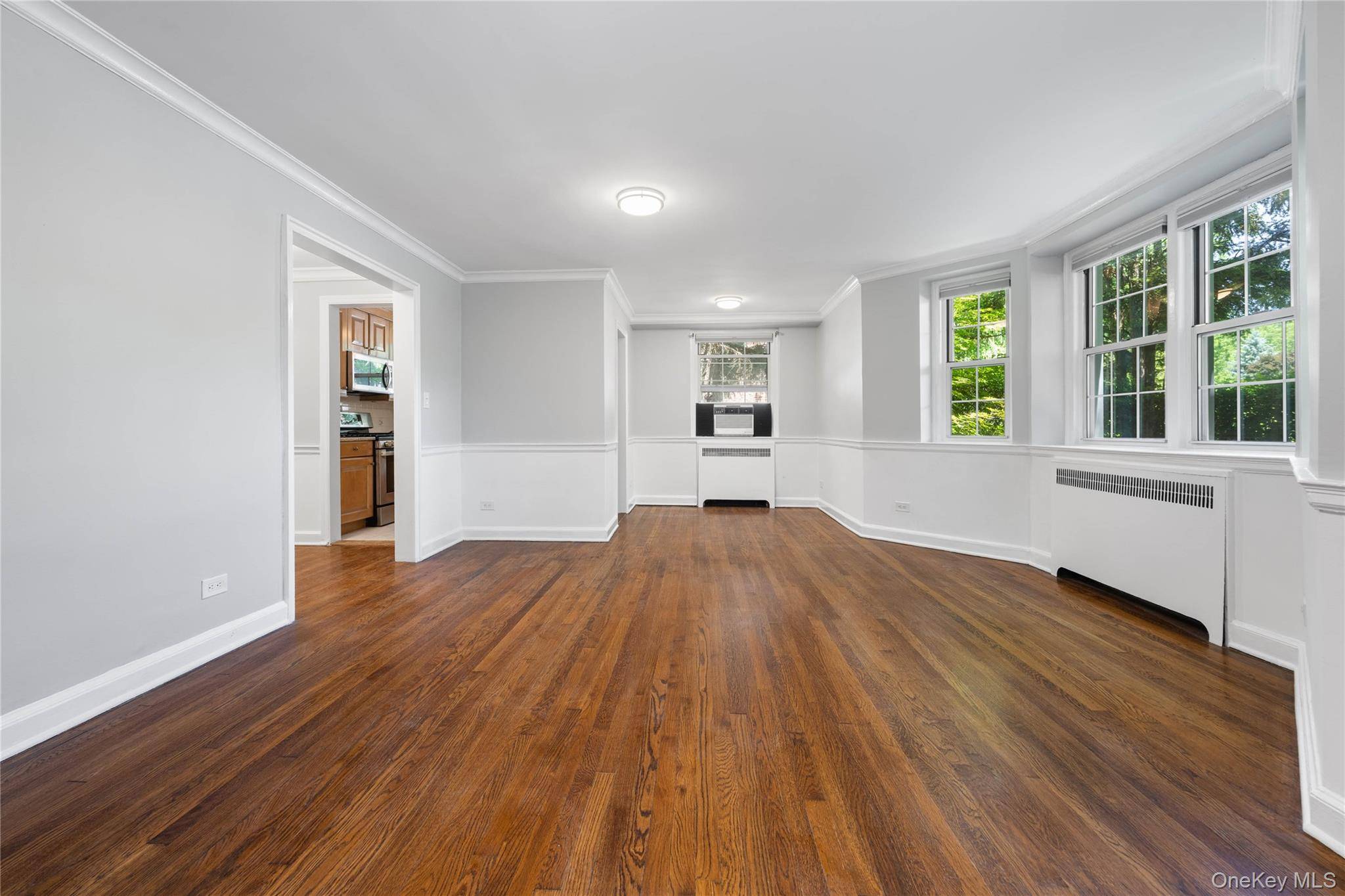 9 Sentry PL #Garden, Scarsdale, NY 10583