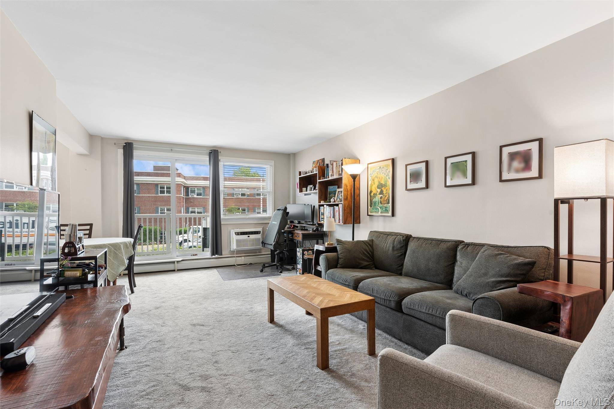 61 Maine AVE #D12, Rockville Centre, NY 11570
