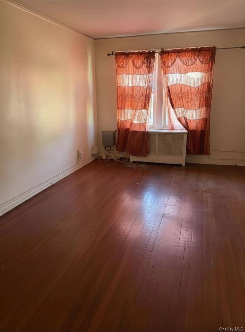 224-12 Linden BLVD, Cambria Heights, NY 11411