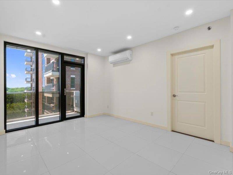 124-28 Queens BLVD #12A, Kew Gardens, NY 11415
