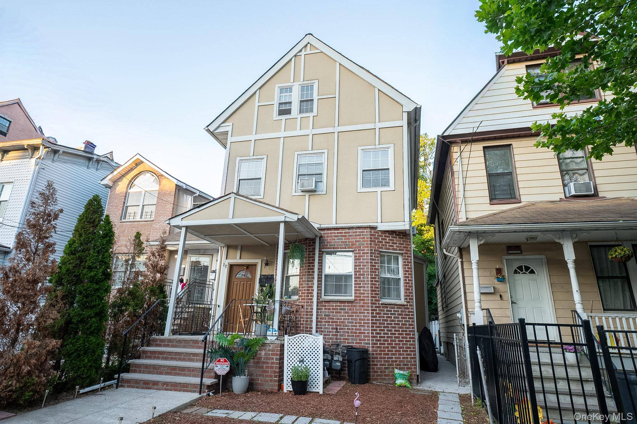 17 S 7th AVE, Mount Vernon, NY 10550