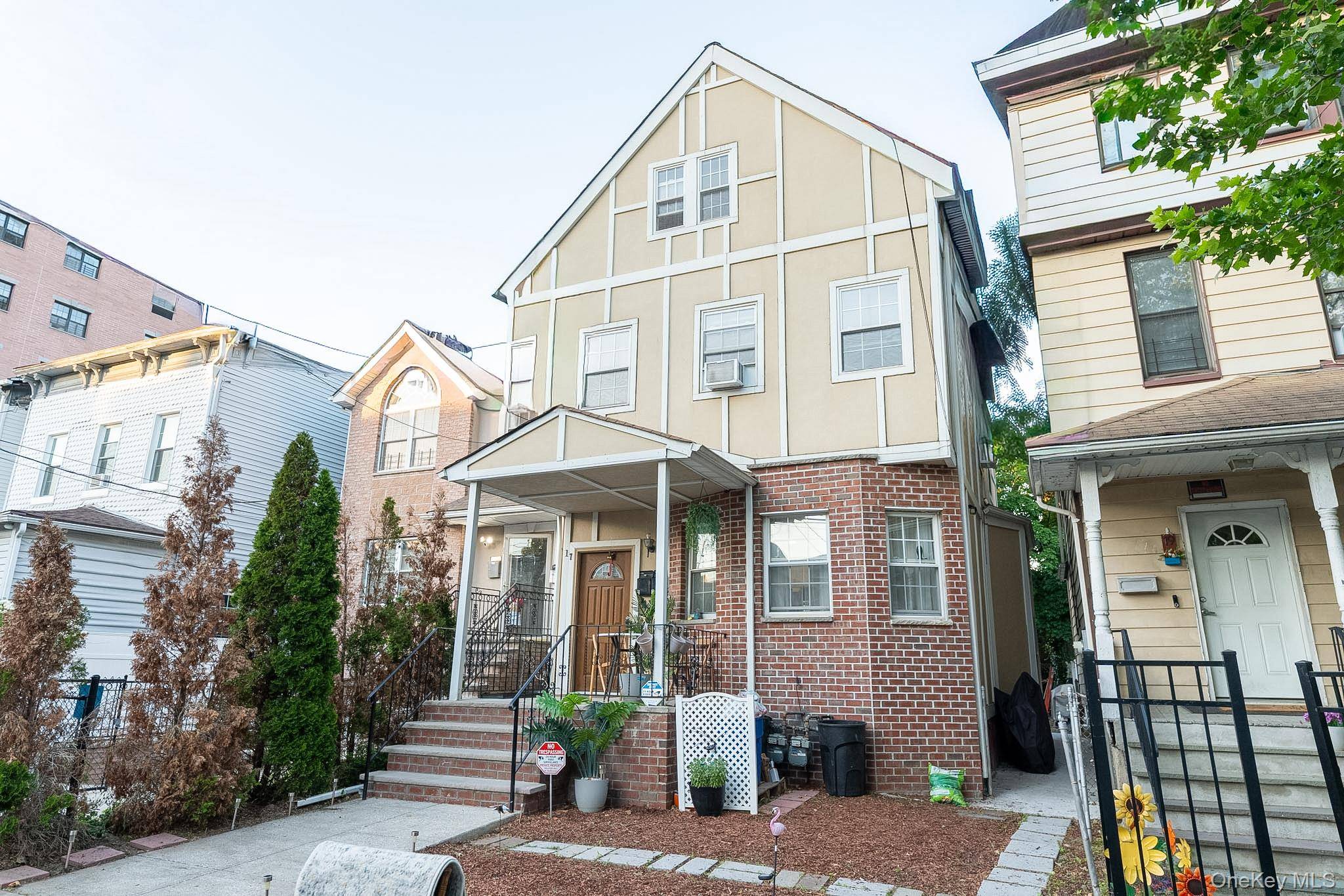 17 S 7th AVE, Mount Vernon, NY 10550