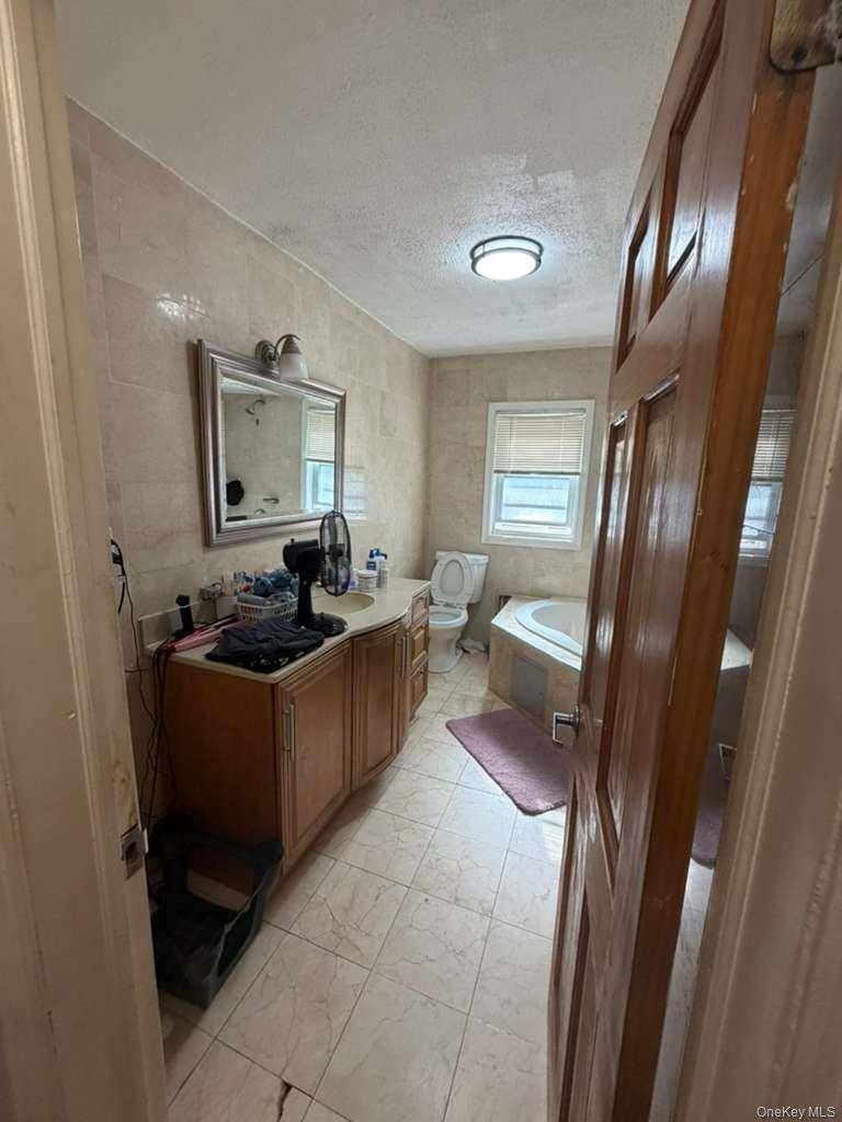 24720 136th RD, Rosedale, NY 11422