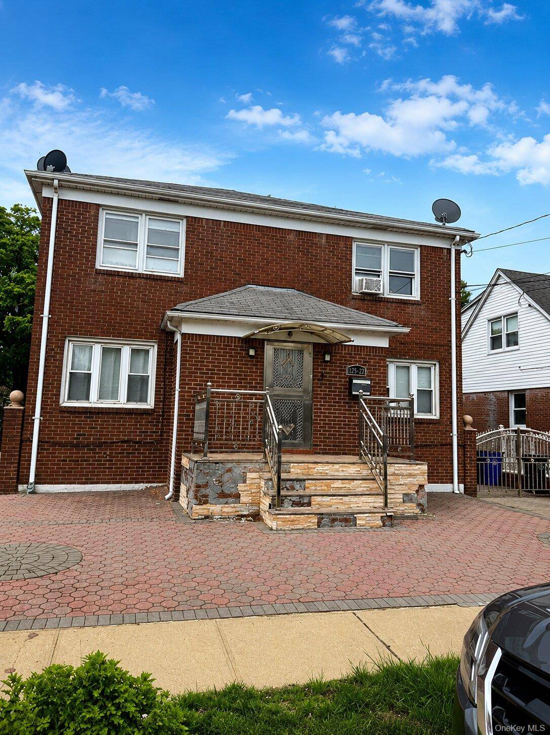 24720 136th RD, Rosedale, NY 11422