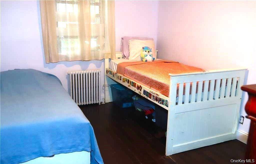 71-38 147th ST #27A, Kew Garden Hills, NY 11367