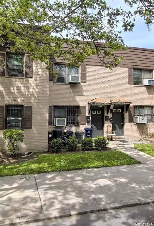 71-38 147th ST #27A, Kew Garden Hills, NY 11367