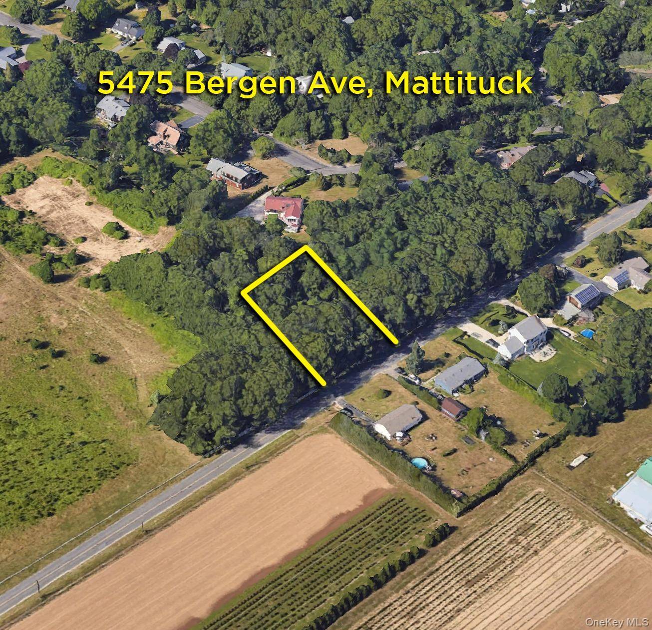5475 Bergen AVE, Mattituck, NY 11952