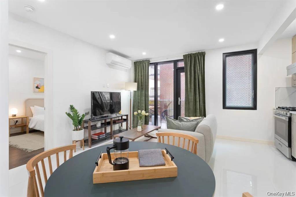 124-28 Queens BLVD #PH-B, Kew Gardens, NY 11415