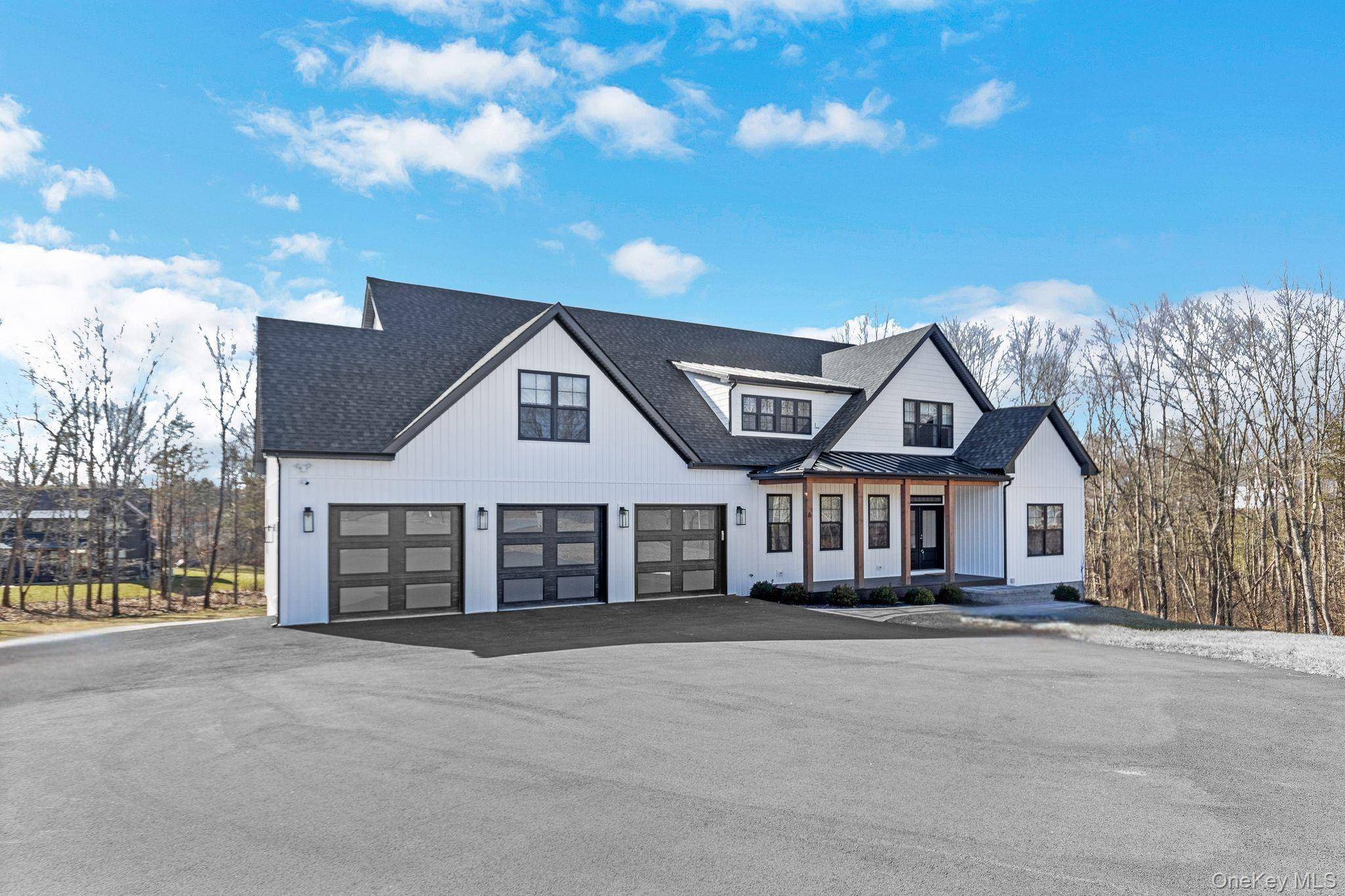 6 Conifer CT, Poughkeepsie, NY 12603