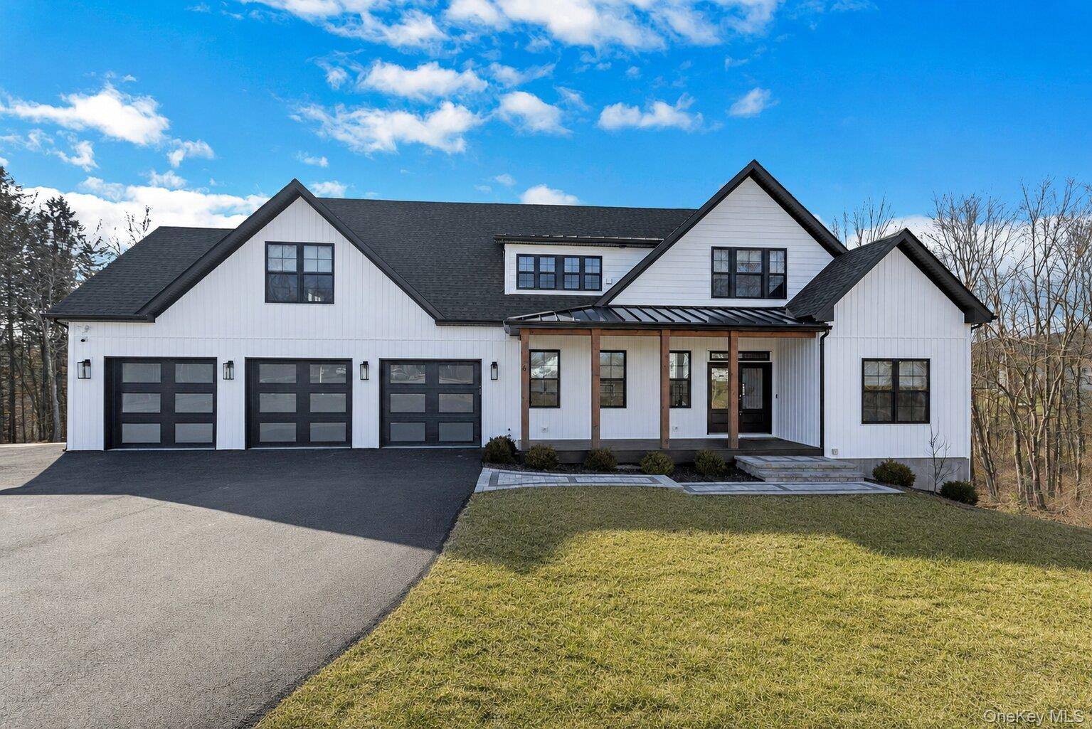 6 Conifer CT, Poughkeepsie, NY 12603