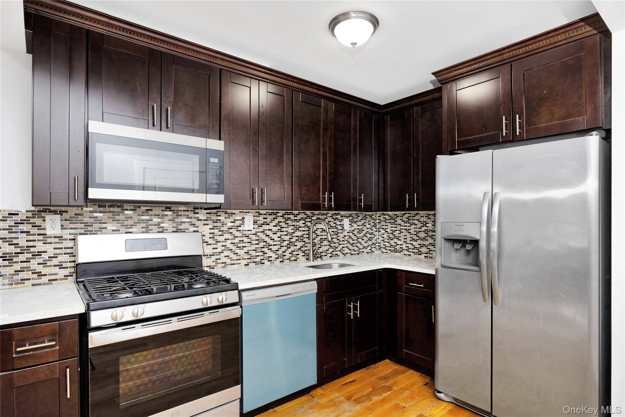 164-15 104th RD, Jamaica, NY 11433