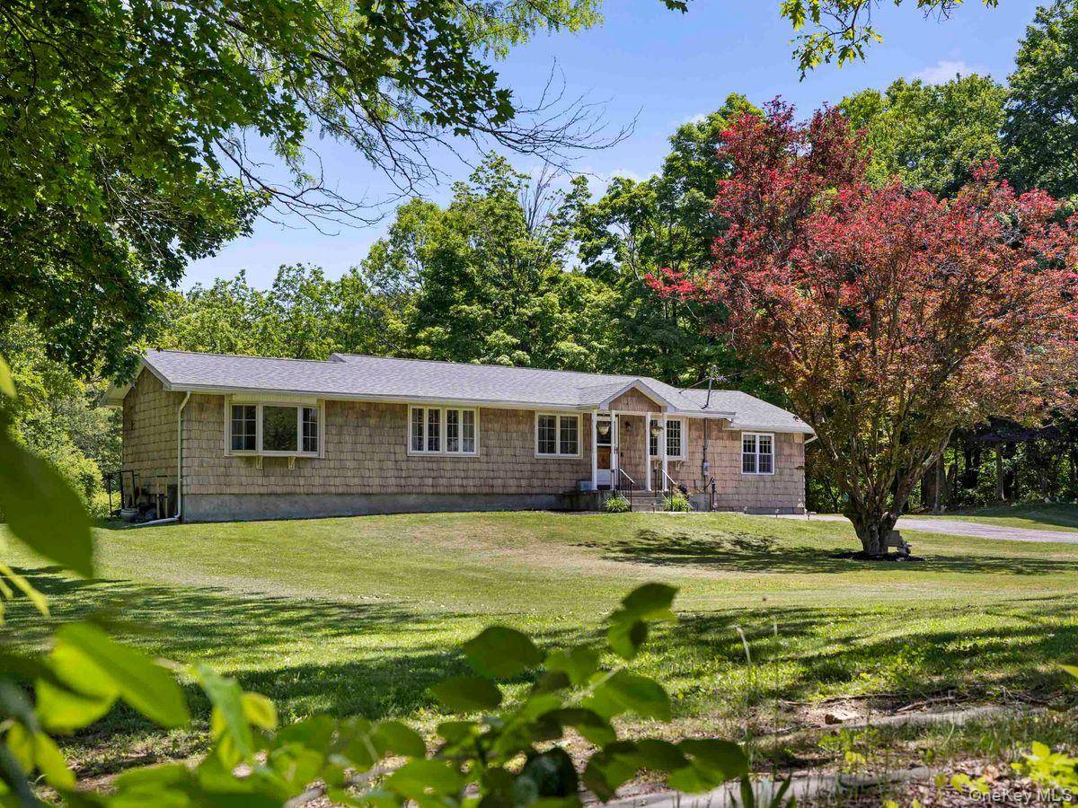 284 Tuckers Corners RD, Highland, NY 12528