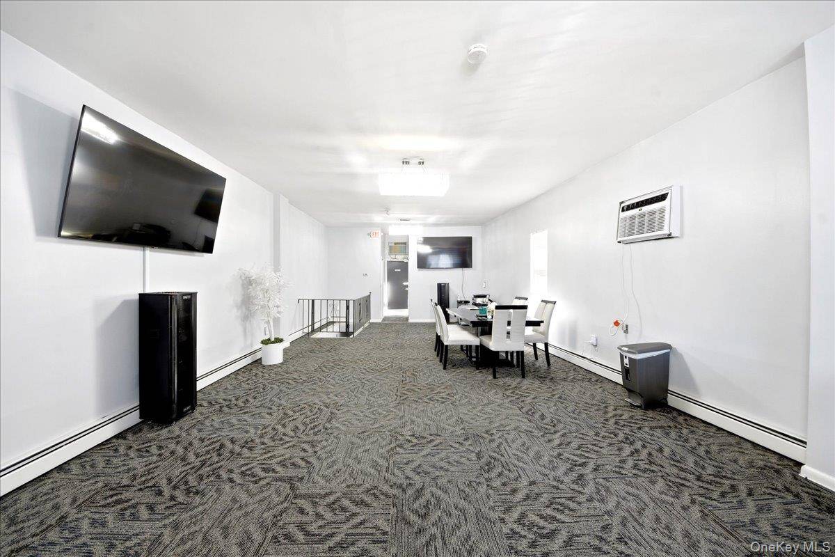 1020 McLean AVE, Yonkers, NY 10704